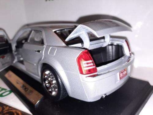 CHRYSLER 300 C