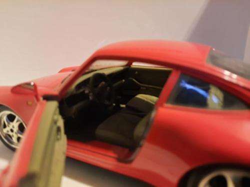 PORSCHE 911 CARRERA