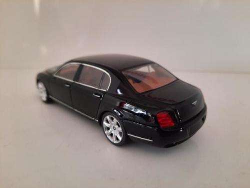 BENTLEY CONTINENTAL FLYING SPUR