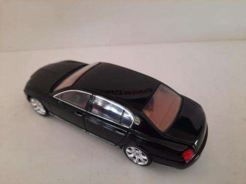 BENTLEY CONTINENTAL FLYING SPUR