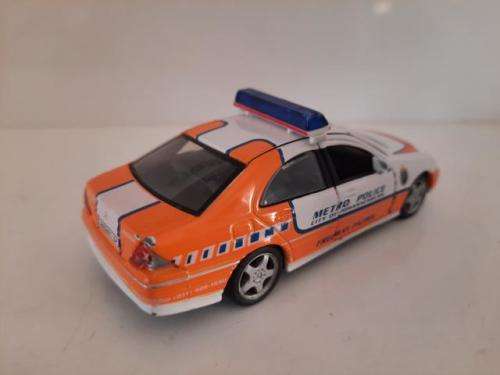 MERCEDES BENZ C- CLASS - METRO POLICE