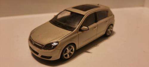 2004 OPEL ASTRA