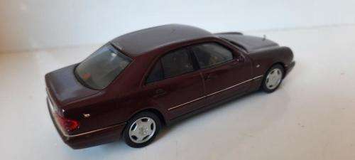 MERCEDES BENZ E CLASS