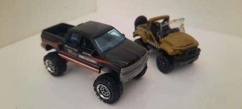 HOT WHEELS CHEVROLET AND JEEP