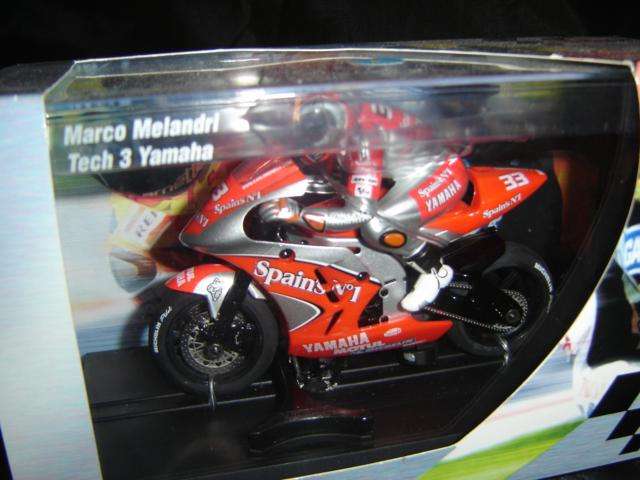SCALEXTRIC YAMAHA MARCO MELANDRI