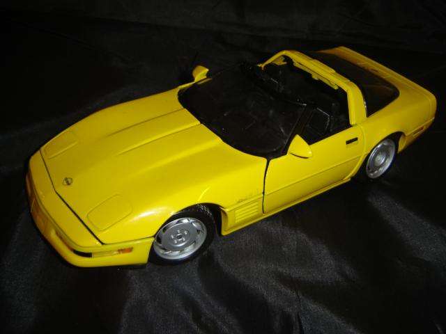CHEROLET CORVETTE CONVERTIBLE