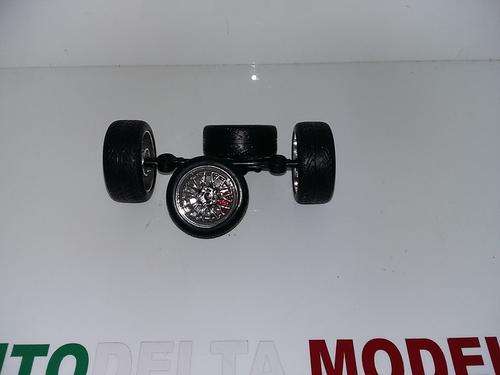 PARTS - HONEY COMB  RIMS SET MAISTO 1:18 SCALE CAR * FREE SHIPPING SA *
