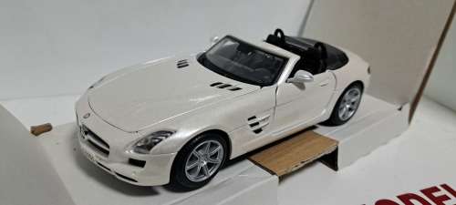 MERCEDES BENZ SLS AMG ROADSTER