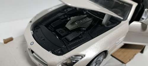 MERCEDES BENZ SLS AMG ROADSTER
