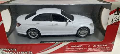 MERCEDES BENZ C63 AMG