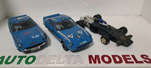 SCALEXTRIC 2 X DATSUN 240 AND LOTUS F1