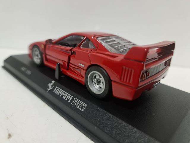 FERRARI F40