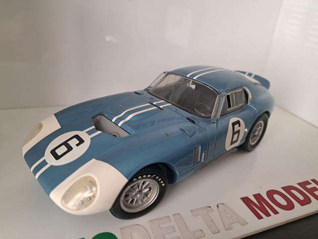 1:18 COBRA DAYTONA