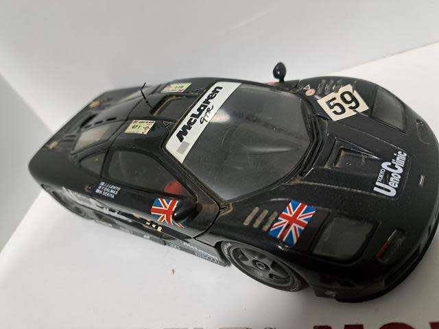 1:18 MCLAREN F1 ROAD