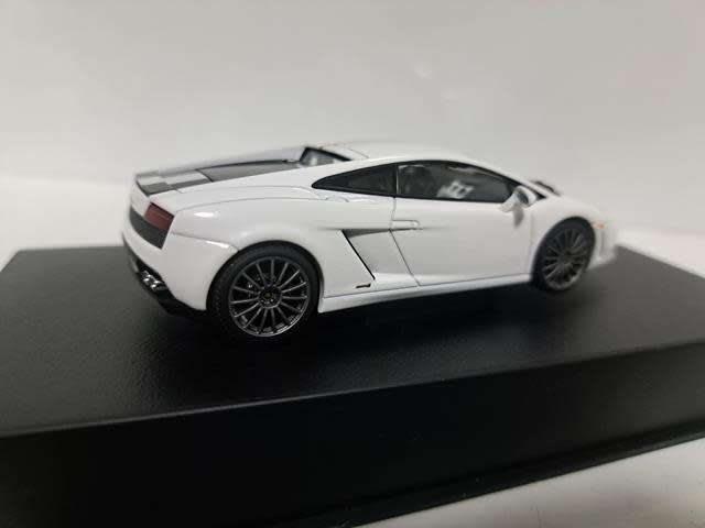 LAMBORGHINI GALLARDO LP 550 - 2 VALENTINO BALBONI