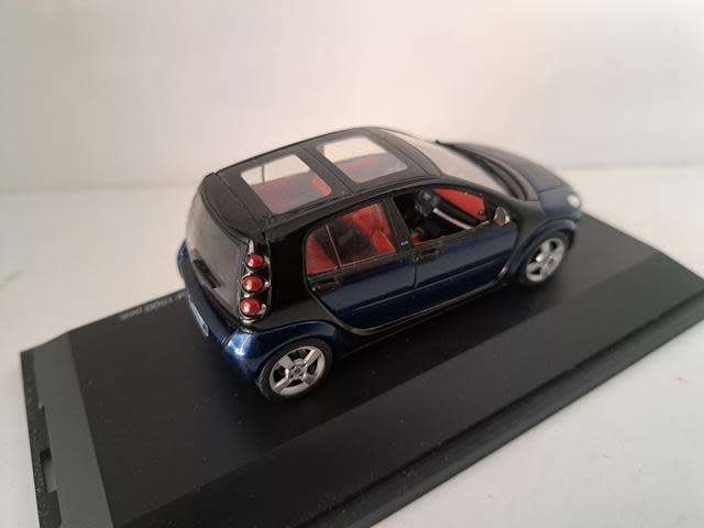 SMART FORFOUR