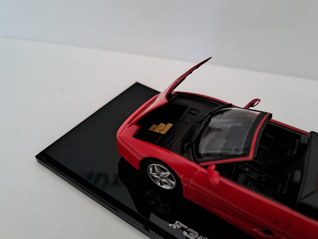 FERRARI F355 SPIDER