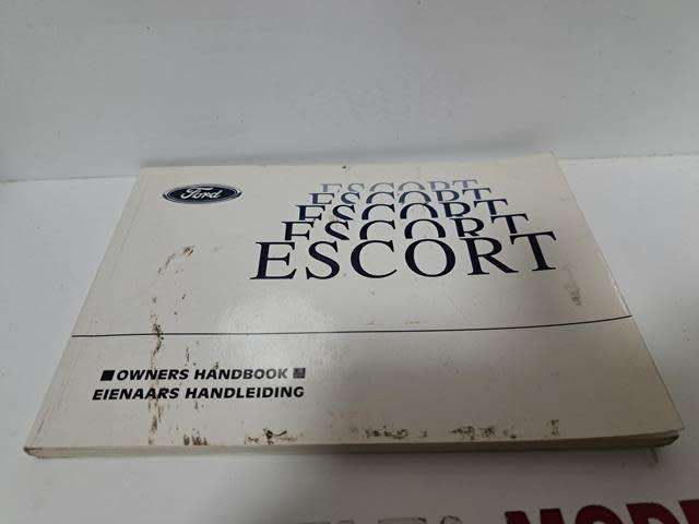FORD ESCORT OWNERS MANUAL - JULY 1995