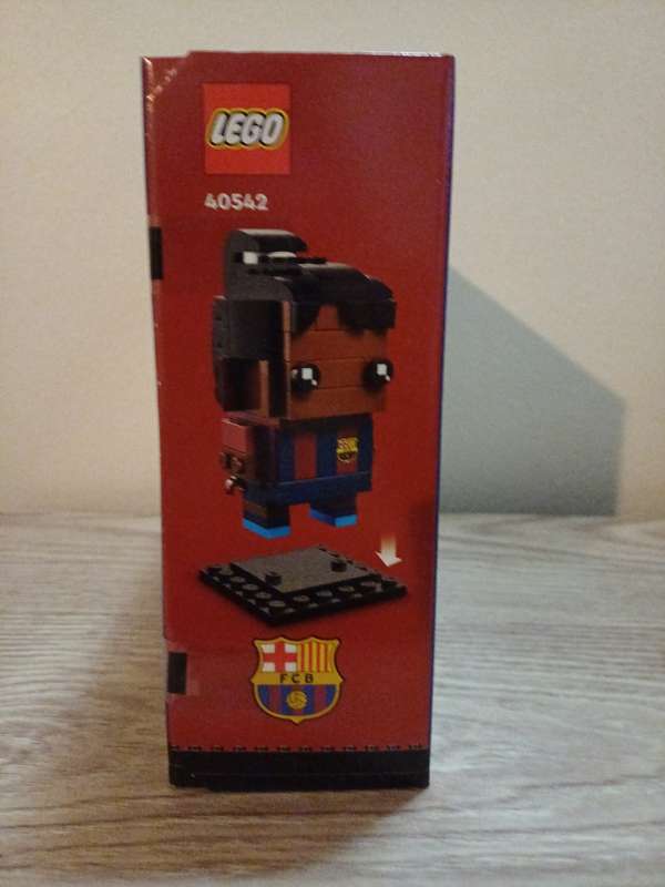 NEW LEGO BrickHeadz FC Barcelona Go Brick Me (40542) - 530 pieces
