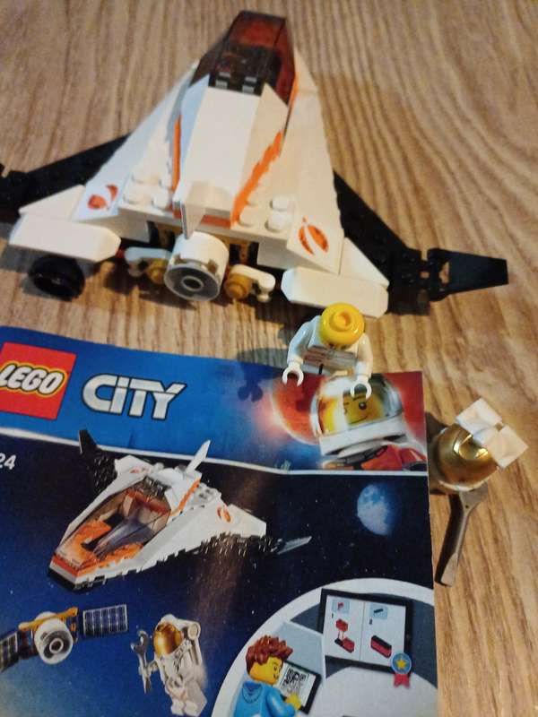 LEGO Space 2 Satellite Mission (60224)