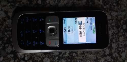 Old Nokia Feature Phone