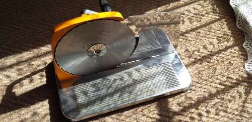 Old Pineware Bread slicer