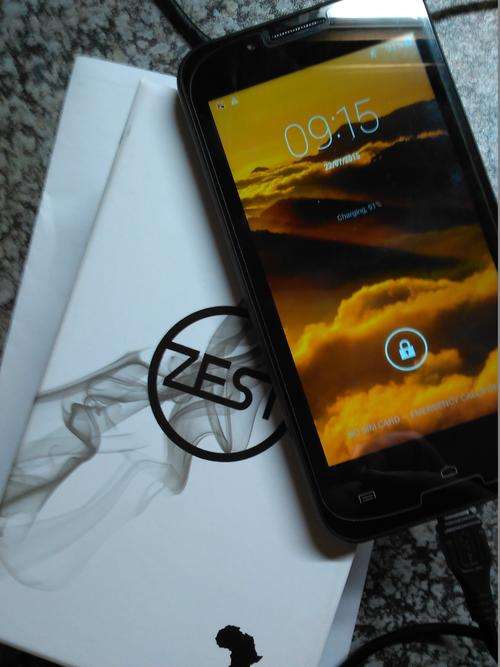 Zest T1 Smartphone - 1.3Ghz Quad core,1GB mmry, 8Gb rom, 8mp camera, Dual camera, Kit kat