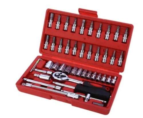 46 Piece Socket Wrench Set (CASE COMES IN BLACK)