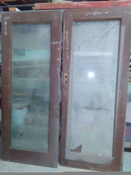 DOUBLE GLASS DOORS