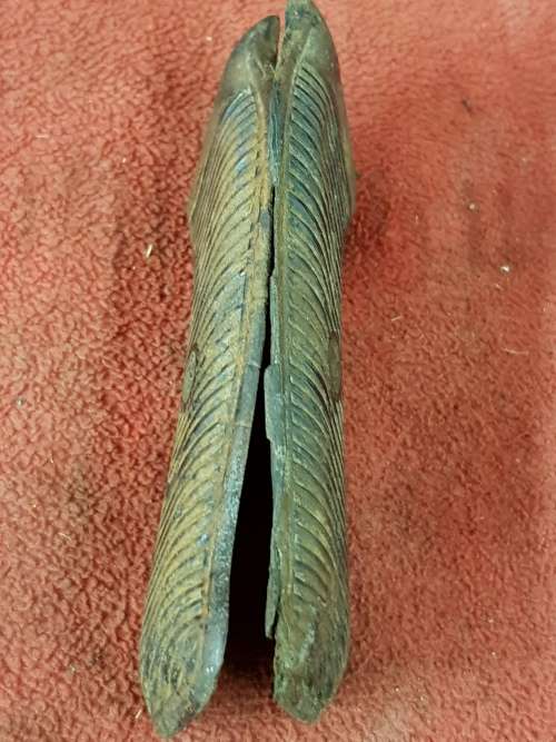 WW2 GERMAN MP40 MACHINE GUN GRIPS