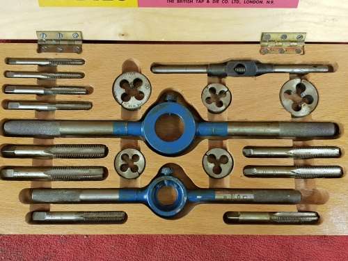 NEW OLD STOCK BRITISH MADE BSF TAP AND DIE SET