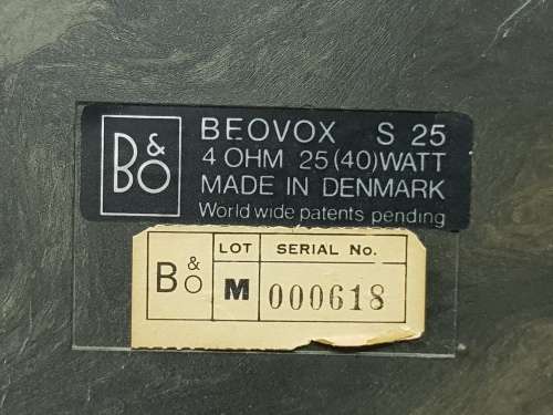 VINTAGE B&O BEOVOX S25 SPEAKER SET.
