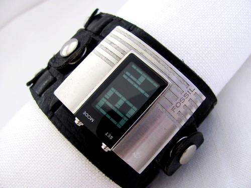 AUTHENTIC FOSSIL DIGITAL LEATHER STRAP WATCH