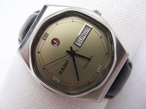 RADO VOYAGER DAYDATE STAINLESS STEEL AUTOMATIC MIDSIZE WATCH