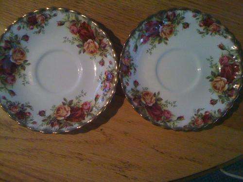 Royal Albert Old Country roses saucers x 2