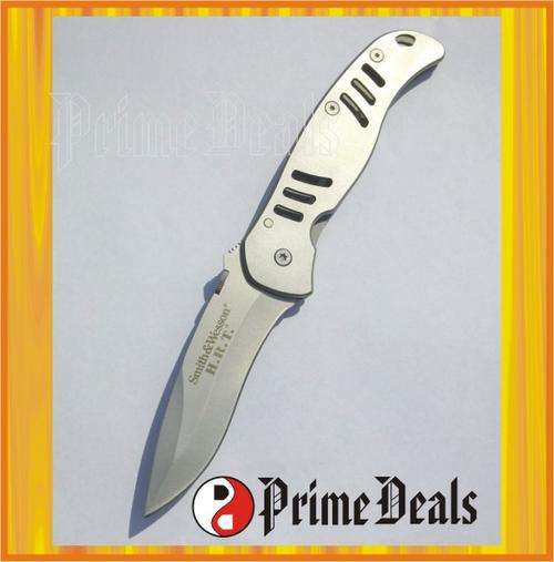 6 to Go!! SMITH & WESSON H.R.T. FOLDING KNIFE - Stainless Steel Blade! Very Sturdy!! GREAT DESIGN!!