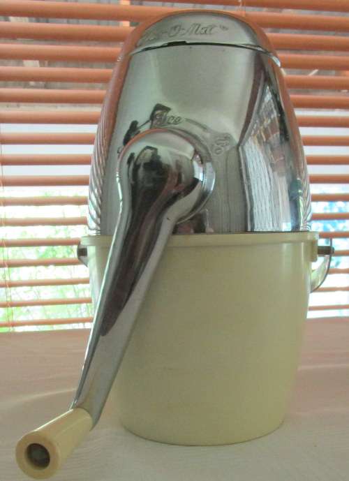 Vintage-Mid-Century-Ice-O-Mat-Bucketeer-by-Rival-Craft-Cocktail-Ice-C