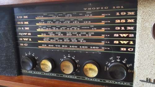 Vintage valve Radio, working