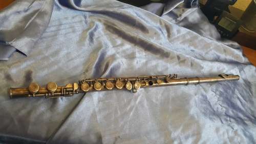 Old flute