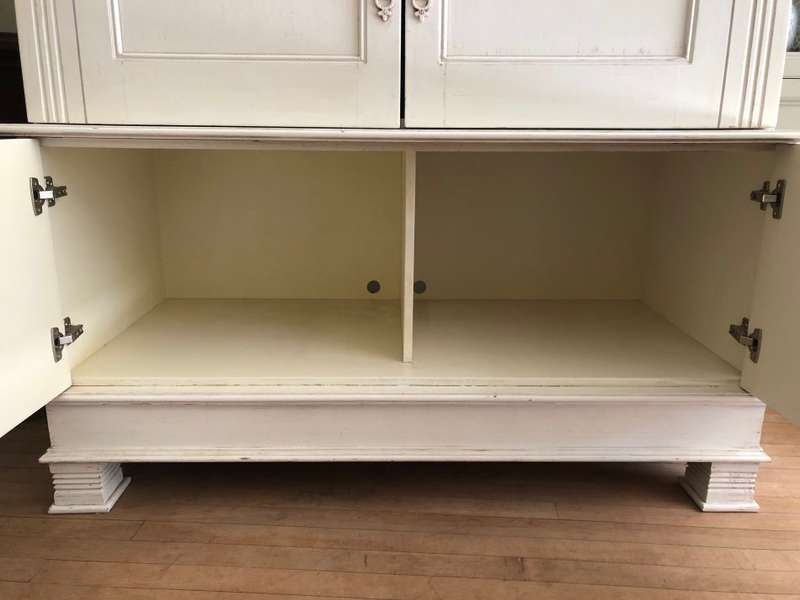 Large Solid Wood Wardrobe or TV unit *Weylandts*
