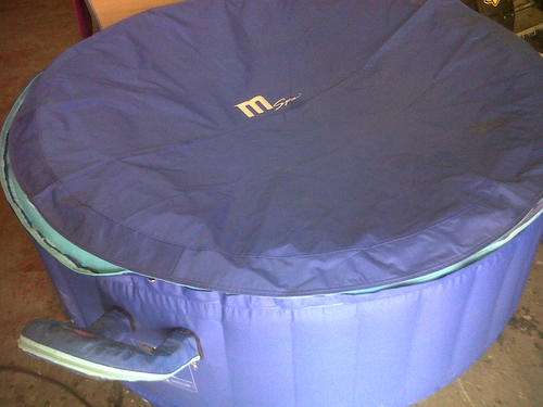 Inflatable Bubble Spa / Portable Jacuzzi