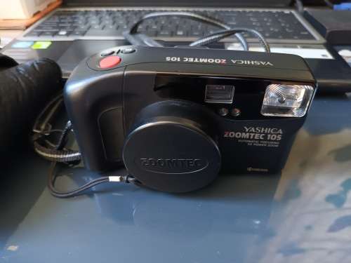 Yashica Zoomtec 105 - Vintage Film - 35mm Point & Shoot Camera