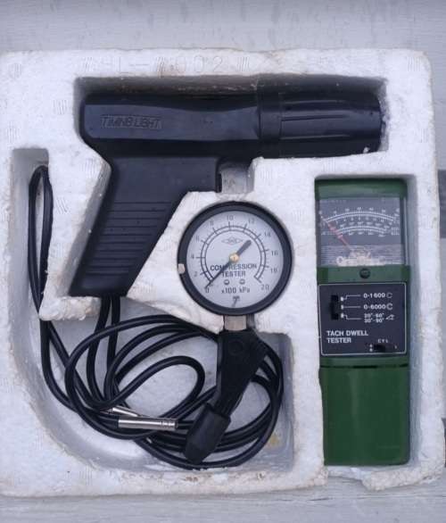 VINTAGE TRISCO 3 PIECES TUNE UP KIT