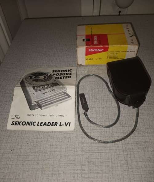 Vintage Sekonic Leader L-VI Light Meter With Case And Chain