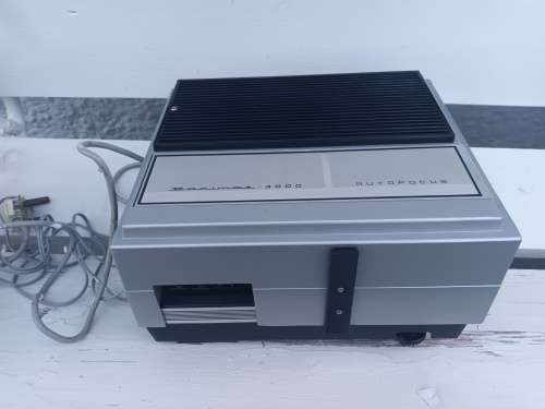 VINTAGE BRAUN Paximat 3000 Autofocus Slide Projector