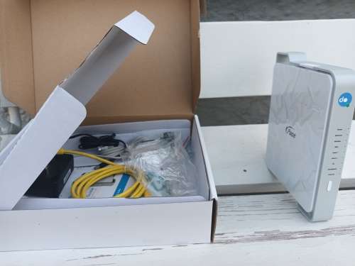 Pace 921VNX Wireless ADSL VDSL VoIP Gateway Router Modem with 3G USB Wifi