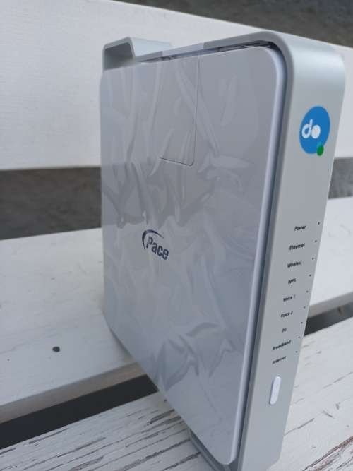 Pace 921VNX Wireless ADSL VDSL VoIP Gateway Router Modem with 3G USB Wifi