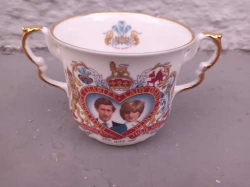 Double Handled Prince Charles and Diana Wedding 1981 Mug Elizabethan Fine Bone China England