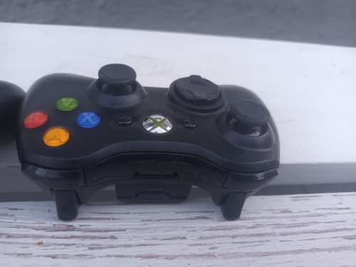 XBOX 360 Wireless Controllers
