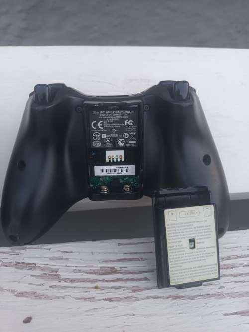 XBOX 360 Wireless Controllers